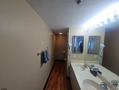 Fantastic investment opportunity! -approved studio located - photo 4