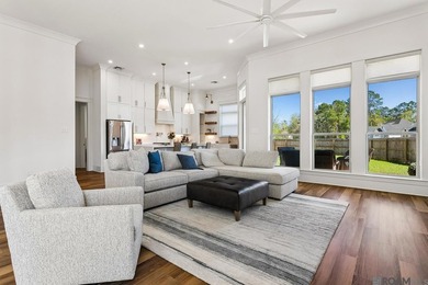 Welcome Home! Situated on a corner lot in the gated Coquille - photo 8