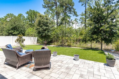 Single-story charmer in Stonegate! Built in 2019, this like-new - photo 1