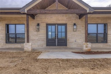 Stunning New Construction on 12+/- Acres in Windmill Farms - photo 3