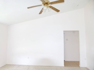 Charming CBS Home in King's Bay. Nestled in a vibrant and active - photo 11