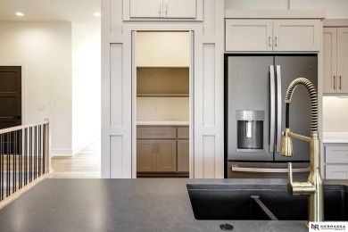 Susan Hawkins, M: , SusanHawkinsGroup,   - Exquisite Luxury