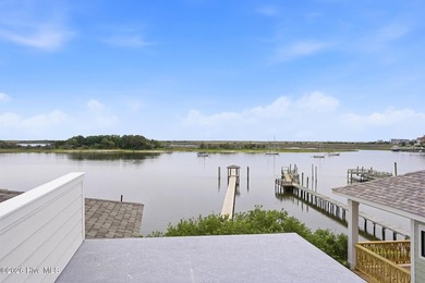 Welcome to coastal living at its absolute finest in highly - photo 15