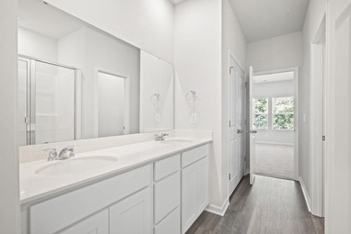 Two-story, three-bedroom, three-bathroom Glenville townhome with - photo 22