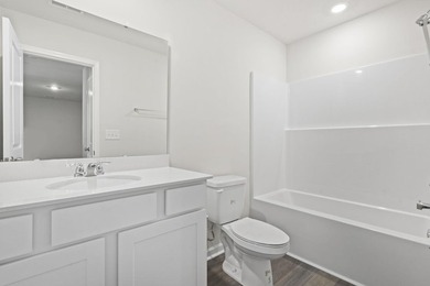 Two-story, three-bedroom, three-bathroom Glenville townhome with - photo 24
