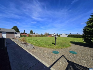 Enjoy a perfect blend of country serenity and modern convenience - photo 25