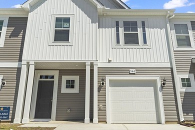 Two-story, three-bedroom, three-bathroom Glenville townhome with - photo 36