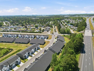 Two-story, three-bedroom, three-bathroom Glenville townhome with - photo 37