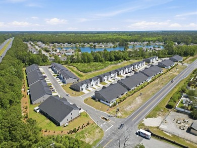 Two-story, three-bedroom, three-bathroom Glenville townhome with - photo 39