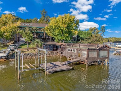 Unique custom-built waterfront home on Lake Wylie, perfect for a - photo 41
