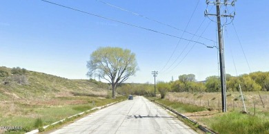 Elizabeth Lake Lot For Sale in Lake Elizabeth California