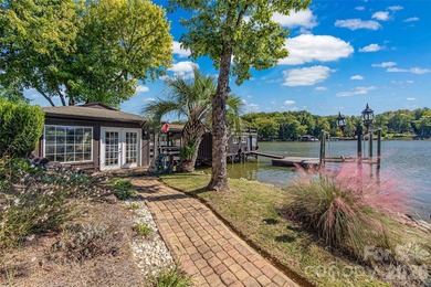Unique custom-built waterfront home on Lake Wylie, perfect for a - photo 45