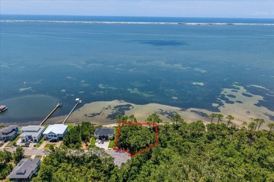 Build your dream waterfront retreat on this beautiful homesite - photo 1