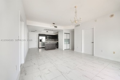 Beautiful apartment with amazing city and river views in an - photo 4