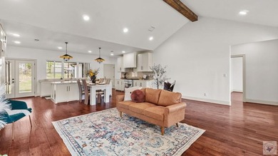 Welcome home to your private retreat! 11 Lewis Lane is the - photo 5