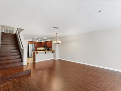 A beautifully maintained tri-level townhome located in the heart - photo 6