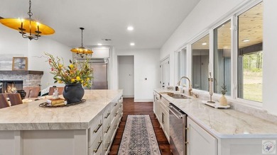 Welcome home to your private retreat! 11 Lewis Lane is the - photo 9