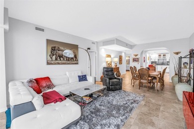 Beautiful condo in Downtown St Petersburg, with spectacular - photo 11