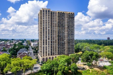 Lake Condo For Sale in North Bergen, New Jersey