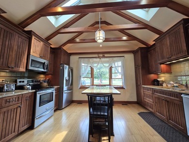 QUALITY CRAFTMANSHIP AND PRIDE OF OWNERSHIP SHOW IN THIS - photo 3