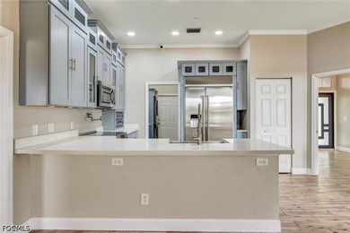 Solidly built 1998 concrete-block home on a rare three-lot - photo 15