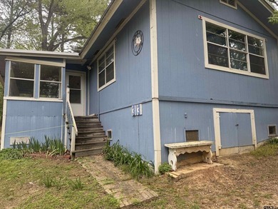 This 2 bed 2 bath home with 1459 sq ft of living space also has - photo 6