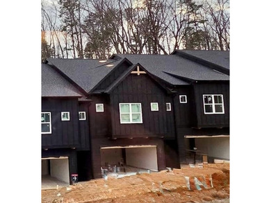 Lake Arrowhead Townhome/Townhouse For Sale in Waleska Georgia