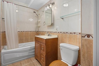 BEST VALUE TOWNHOUSE ALTERNATIVE UNDER $1M. Welcome to 3194 - photo 12