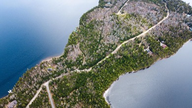 A rare and remarkable offering in the heart of the Rangeley - photo 17