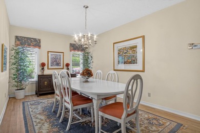If you desire a home with charm, elegance and spacious rooms - photo 18