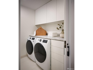 The Residences at Yerba Buena Island offer a rare opportunity to - photo 21
