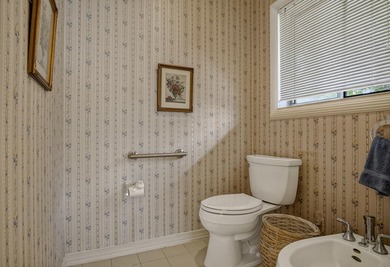 If you desire a home with charm, elegance and spacious rooms - photo 25