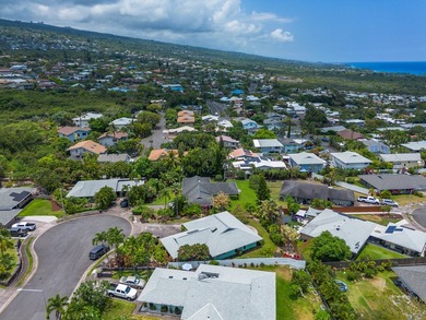 Located at the end of Halehau Street, a quiet cul-de-sac in - photo 29