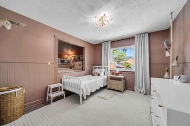 $ 19,100 PRICE IMPROVEMENT ! BREATHTAKING, POOL home tucked in a - photo 38
