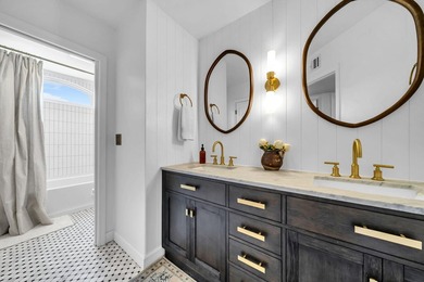 $ 19,100 PRICE IMPROVEMENT ! BREATHTAKING, POOL home tucked in a - photo 46