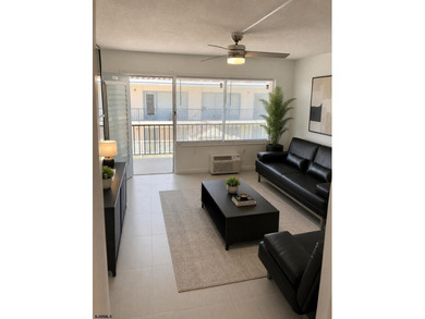 Pool-facing, fully renovated studio at Seashore Club - photo 3