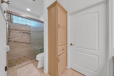 Welcome to this beautifully maintained 3-bed, 2.5-bath home in