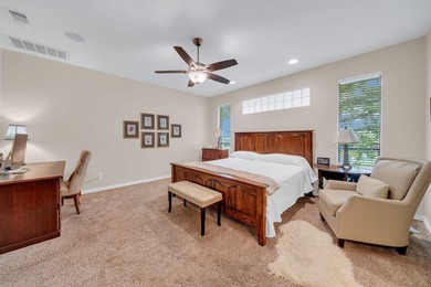 Welcome to this beautifully maintained 3-bed, 2.5-bath home in