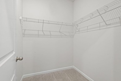 Two-story, three-bedroom, three-bathroom Glenville townhome with - photo 21