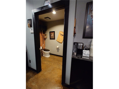 Rare opportunity to acquire a highly regarded, fully operational - photo 23