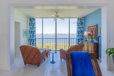 LOCATION, LOCATION, LOCATION!!!! Enjoy stunning unobstructed - photo 5