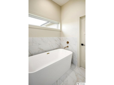 Susan Hawkins, M: , SusanHawkinsGroup,   - Exquisite Luxury