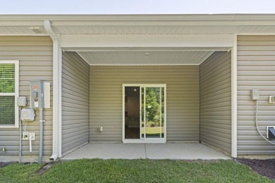 Two-story, three-bedroom, three-bathroom Glenville townhome with - photo 35