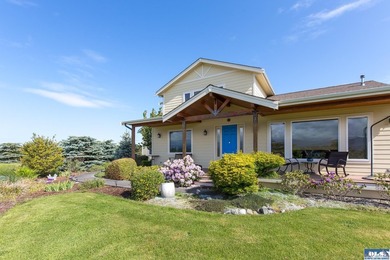 Incredible, sweeping Olympic Mountain Views from this home on - photo 36