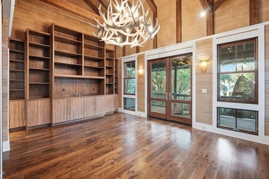 21 Blackwater Street presents a rare opportunity to own one of - photo 9