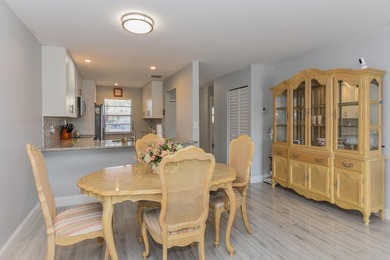 Adorable waterfront villa filled with natural light! This - photo 9