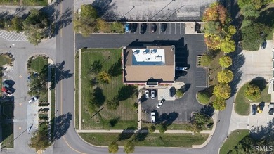 5,494 SF Office Building located on Bloomington's West-Side