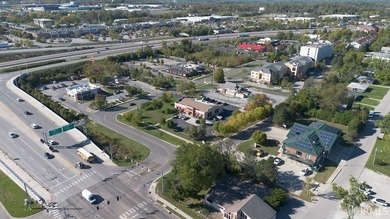 5,494 SF Office Building located on Bloomington's West-Side