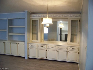 REDUCED $12,000!!! This is a very LARGE home with a great - photo 15