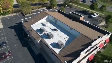 5,494 SF Office Building located on Bloomington's West-Side